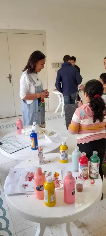 Painting session with young people